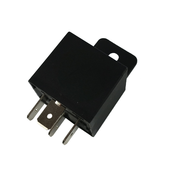 LYSRELE 24V 4 PIN